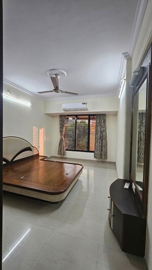 Bedroom in 2 BHK Apartment at Safal Twins, Chembur – for Rent