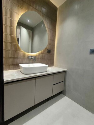 Bathroom in 5 BHK Apartment at Emaar Emerald Floors, Sector 65 – for Sale