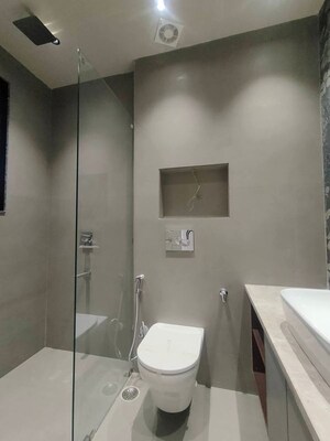 Bathroom in 5 BHK Apartment at Emaar Emerald Floors, Sector 65 – for Sale