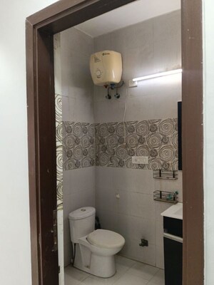 Bathroom in 6+ BHK Villa at Sector 40 – for Sale