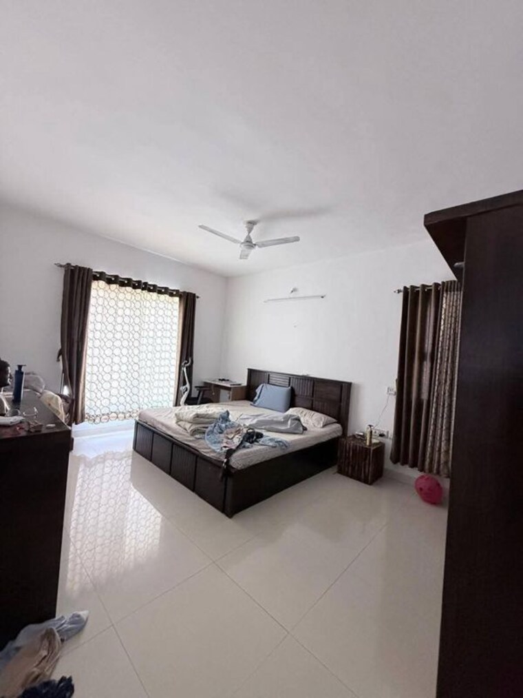 Bedroom, magarpatta-laburnum-park 3.5 Bedroom 1850 Sq.Ft. Apartment In Hadapsar Pune 10003033