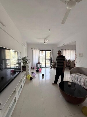 Parking in 3.5 BHK Apartment at Magarpatta Laburnum Park, Hadapsar – for Sale