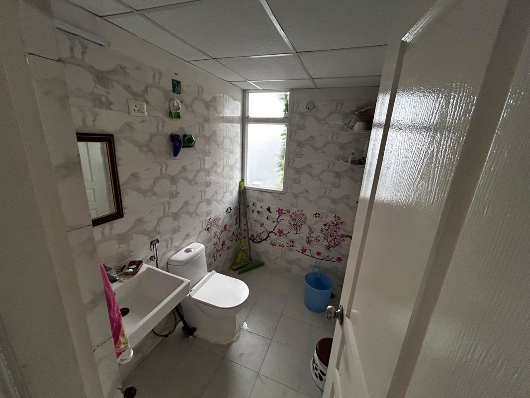 2 BHK + Study Room Apartment For Rent in Mahagun Moderne