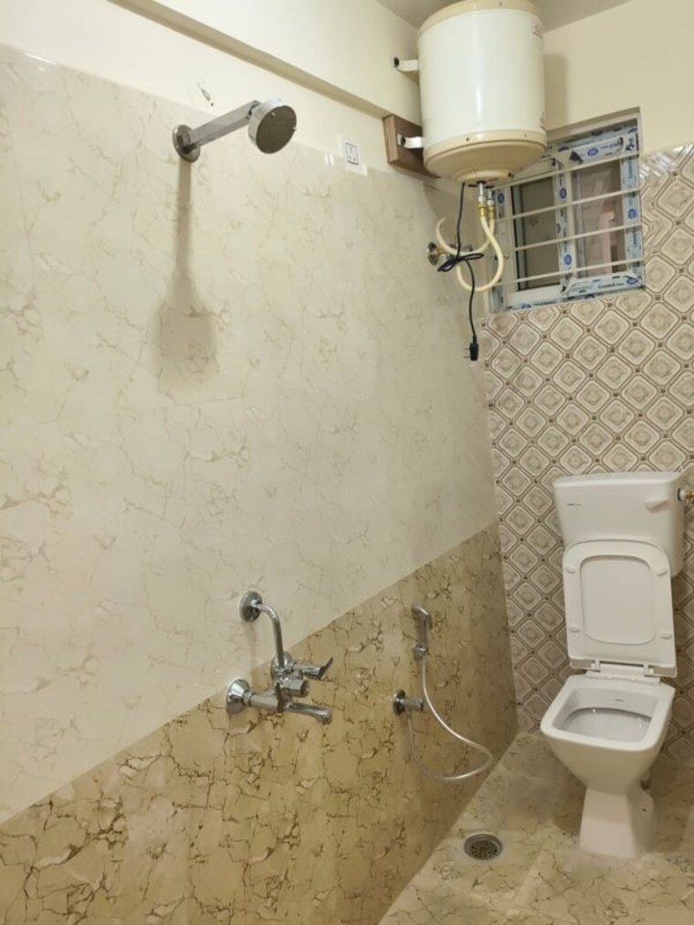Bathroom, lakshmi-residency-kodichikknahalli 1 Bedroom 650 Sq.Ft. Builder Floor In Kodichikkanahalli Bangalore 10003051