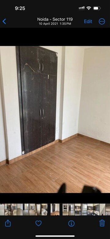 Room in 3 BHK Apartment at Gaur Sportswood, Sector 79 – for Rent