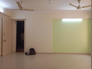 Room in 2 BHK Apartment at Chembur – for Rent