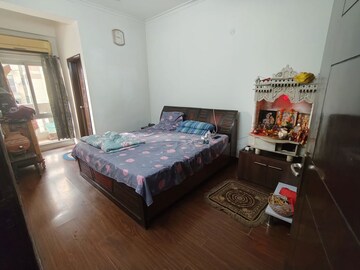 Bedroom in 3 BHK Apartment at Elite Golf Green, Sector 79 – for Rent