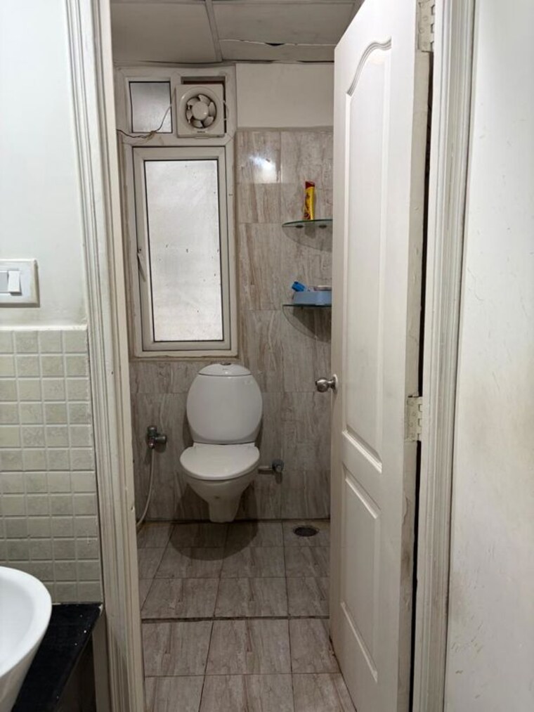 Bathroom, aryamitra-crest 2 Bedroom 1260 Sq.Ft. Apartment In Manikonda Hyderabad 10003074