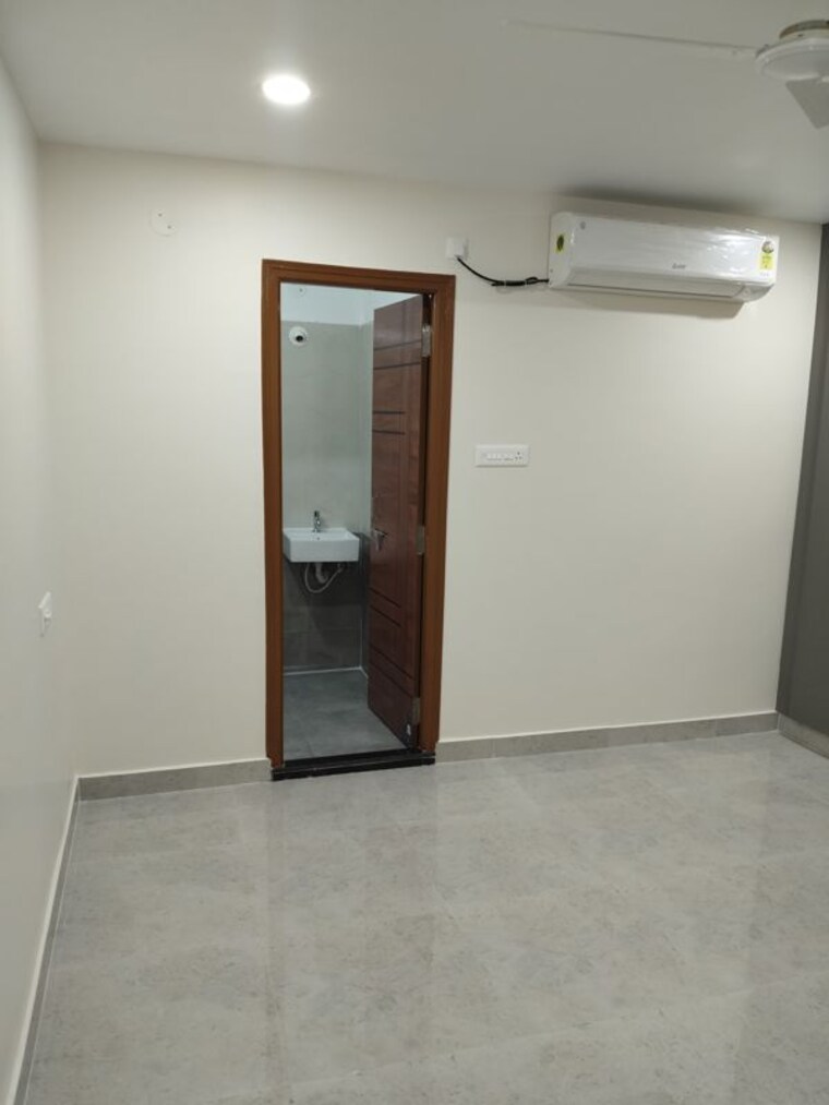 Room, technopolis-solitaire-unity 2.5 Bedroom 1515 Sq.Ft. Apartment In Hafeezpet Hyderabad 10003082