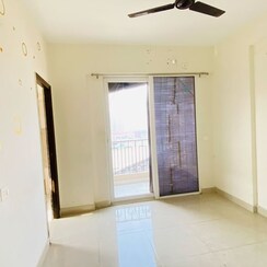 2 BHK Apartment For Rent in Signature Orchard Avenue 2