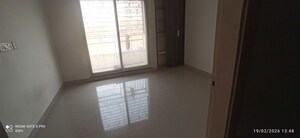 Room in 3 BHK Apartment at Godrej Horizon, Mohammadwadi – for Rent