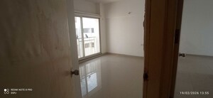 Room in 3 BHK Apartment at Godrej Horizon, Mohammadwadi – for Rent