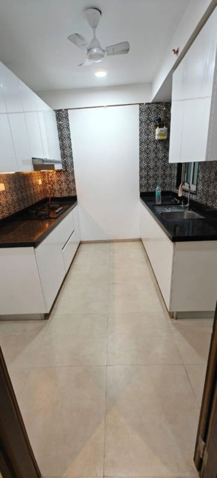Kitchen, lodha-kiara 3 Bedroom 1400 Sq.Ft. Apartment In Worli Mumbai 10003099