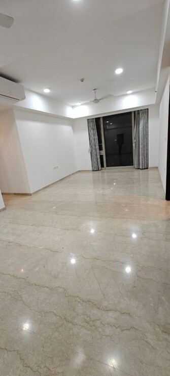 3 BHK + Pooja Room,Servant Room,Study Room 1400 Sq.Ft. Apartment in Lodha Kiara