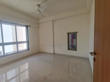 Room in 3 BHK Apartment at Godrej Prime, Chembur – for Sale