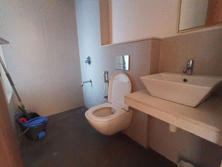 Bathroom, piramal-vaikunth-vairat 2 Bedroom 708 Sq.Ft. Apartment In Balkum Pada Thane 10003178