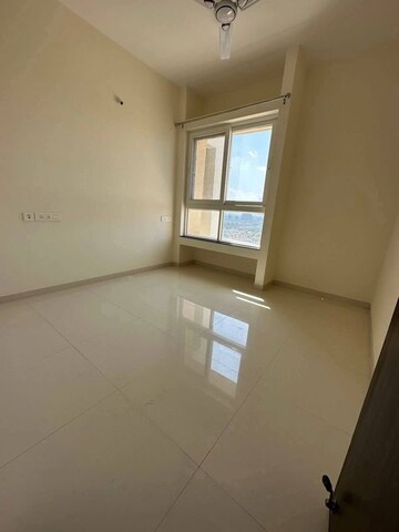 Room in 2 BHK Apartment at Nyati Elysia, Kharadi – for Rent