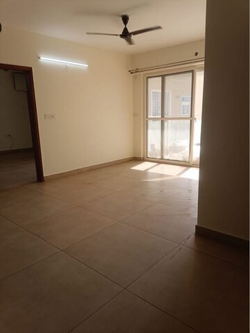 Room in 3 BHK Apartment at Mahaveer Ranches, Hosa Road – for Rent