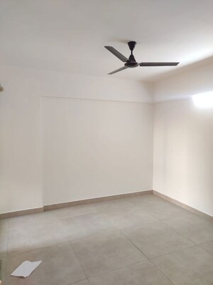 Room in 3 BHK Apartment at Mahaveer Ranches, Hosa Road – for Rent