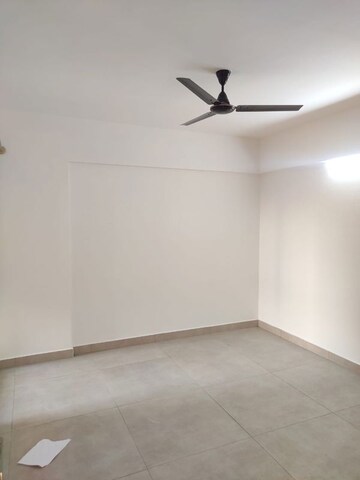 Room in 3 BHK Apartment at Mahaveer Ranches, Hosa Road – for Rent