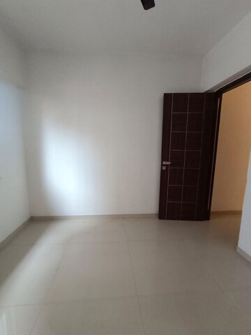 Room in 2 BHK Apartment at Essen Aishwaryam Comfort Phase-I, Akurdi – for Rent