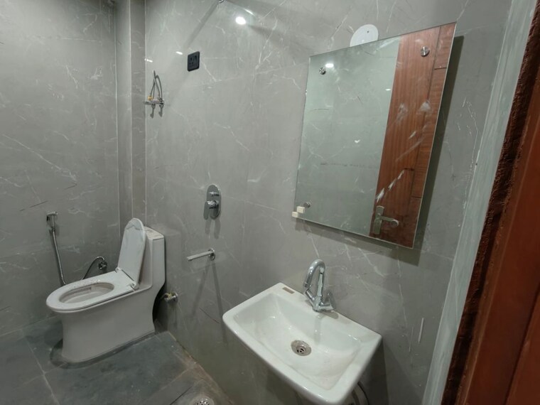 Master Bedroom, saket 2 Bedroom 1000 Sq.Ft. Builder Floor In Saket Delhi 10003199