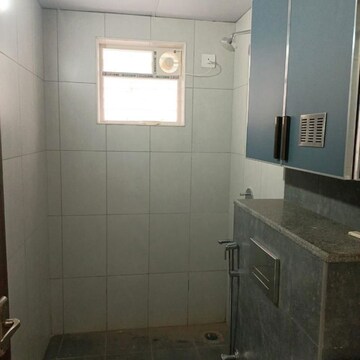 Bathroom in 4 BHK Villa at Citrus Polaris, Horamavu Agara – for Rent