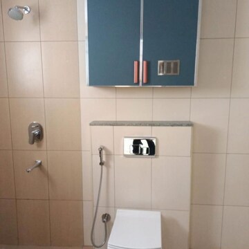 Bathroom in 4 BHK Villa at Citrus Polaris, Horamavu Agara – for Rent