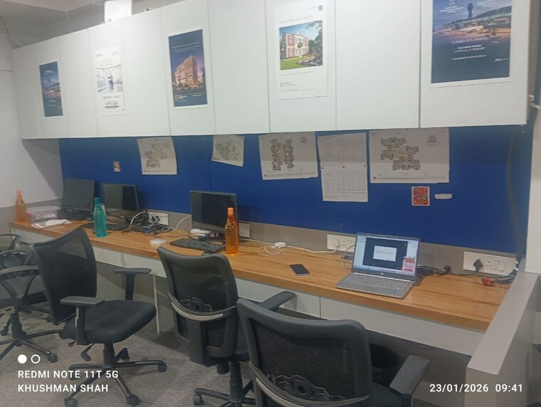 Team Area, vashi sector 30a Commercial Office Space 1000 Sq.Ft. In Vashi Sector 30a Navi Mumbai 10003233