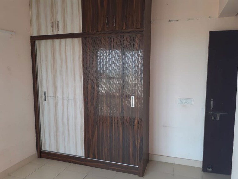 Room, op-floridaa 2 Bedroom 500 Sq.Ft. Apartment In Sector 82 Faridabad 10003219