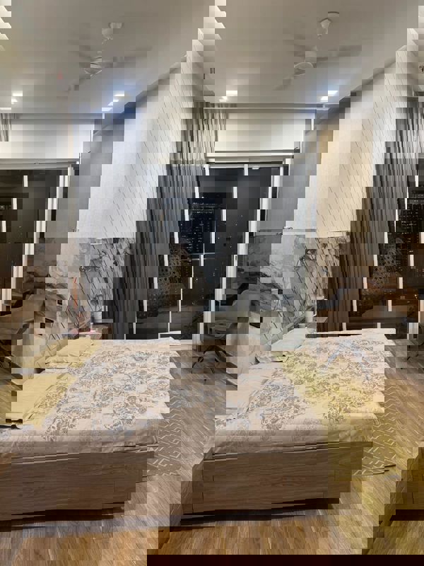 2.5 BHK 884 Sq.Ft. Apartment in L&T Crescent Bay T2