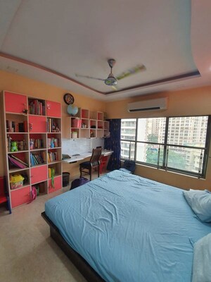 Bedroom in 2 BHK Apartment at K Raheja Vistas, Powai – for Rent