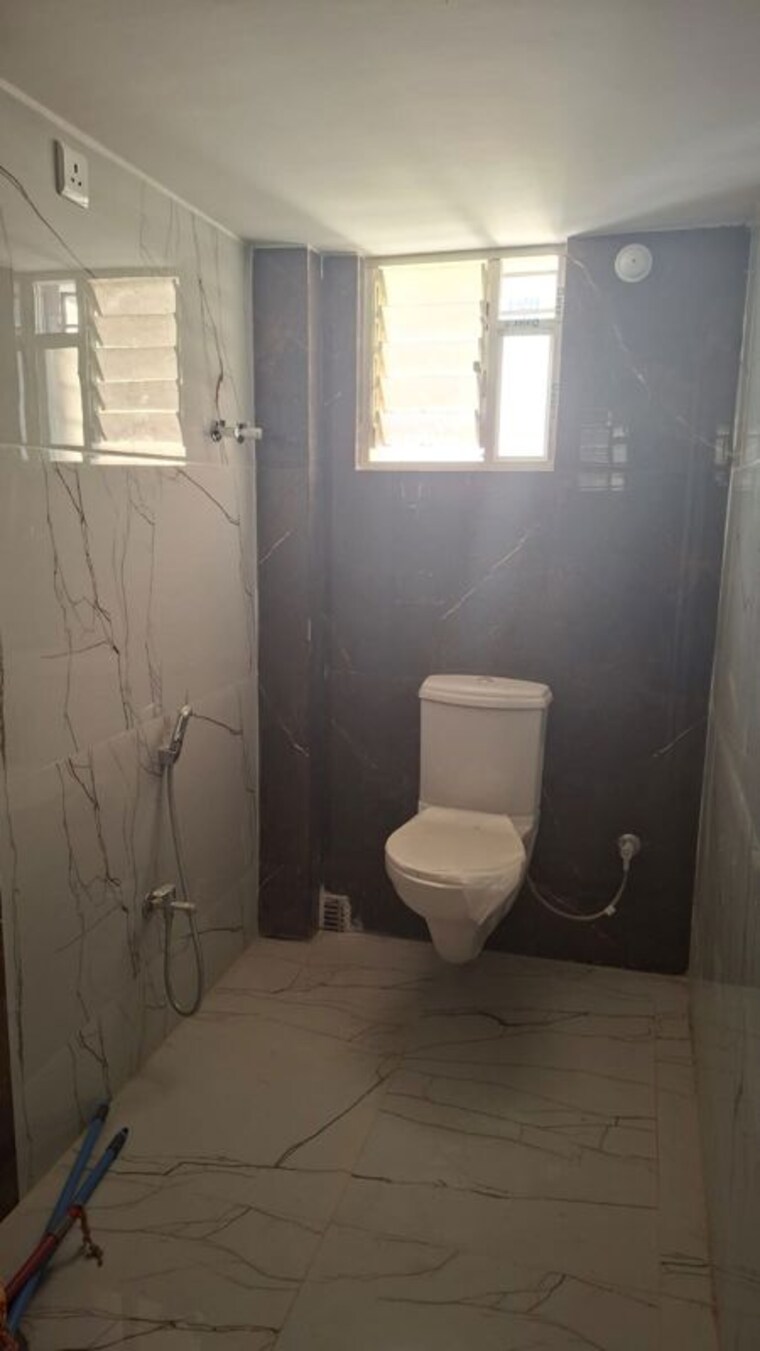 Bathroom, new town 3 Bedroom 1200 Sq.Ft. Apartment In New Town Kolkata 10003283