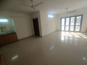 Room in 3 BHK Apartment at Aditya DSR Lake Side, Gachibowli – for Rent