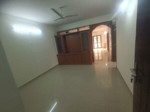 Room in 3 BHK Apartment at Aditya DSR Lake Side, Gachibowli – for Rent