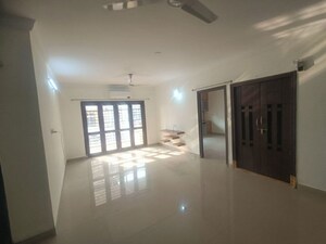 Room in 3 BHK Apartment at Aditya DSR Lake Side, Gachibowli – for Rent
