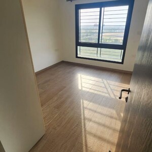 Room in 3 BHK Apartment at Sobha City Gurgaon, Babupur Village – for Rent