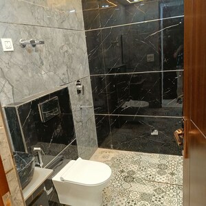 Furnished Amenities in 4 BHK Apartment at Dwarka – for Sale