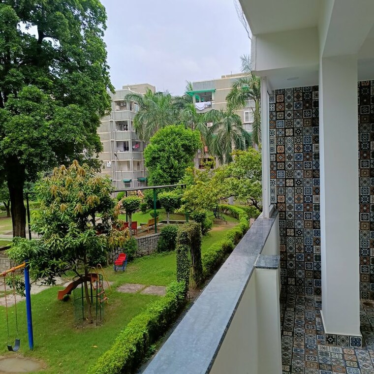 Balcony, dwarka 4 Bedroom 2000 Sq.Ft. Apartment In Dwarka Delhi 10003318
