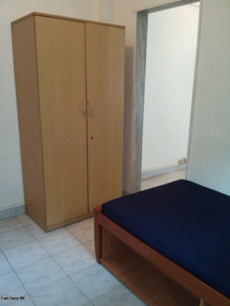 Bedroom, bandra west 1 Bedroom 500 Sq.Ft. Apartment In Bandra West Mumbai 10003311