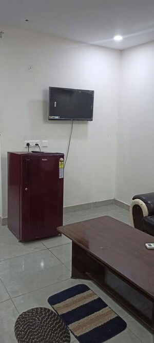 Furnished Amenities in Studio Apartment at Chandigarh Citi Center, Vip Road – for Rent