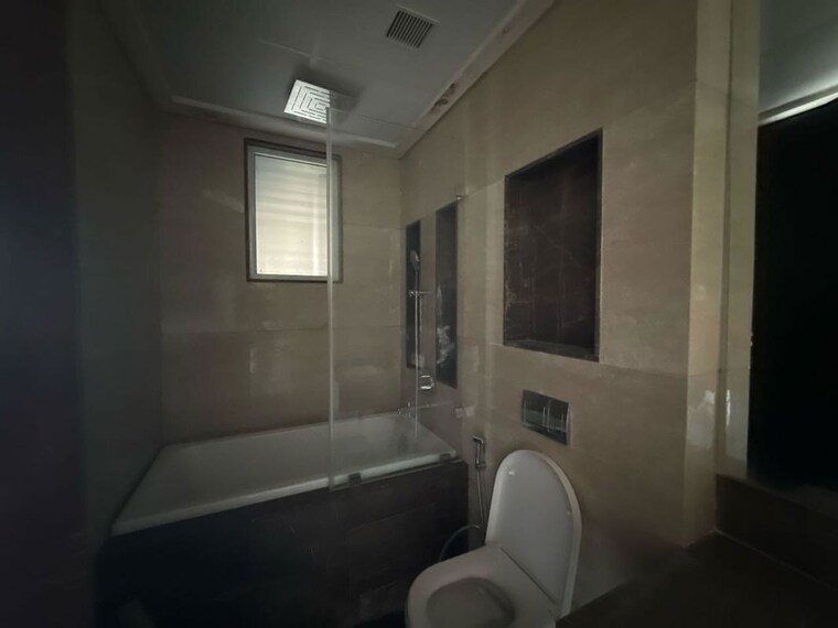Bathroom, lokhandwala-minerva-mahalaxmi 3 Bedroom 1690 Sq.Ft. Apartment In Mahalaxmi Mumbai 10003330