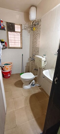 2 BHK + Pooja Room Apartment For Rent in B.U.Bhandari Everglade