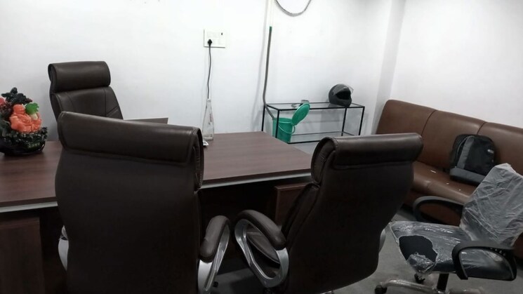 Team Area, sector 2 Commercial Office Space 1000 Sq.Ft. In Sector 2 Noida 9828690