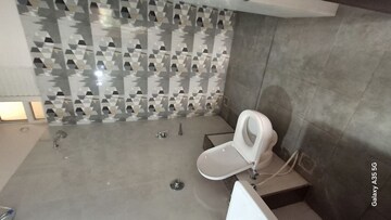 Bathroom in 5 BHK Villa at Kachana – for Rent