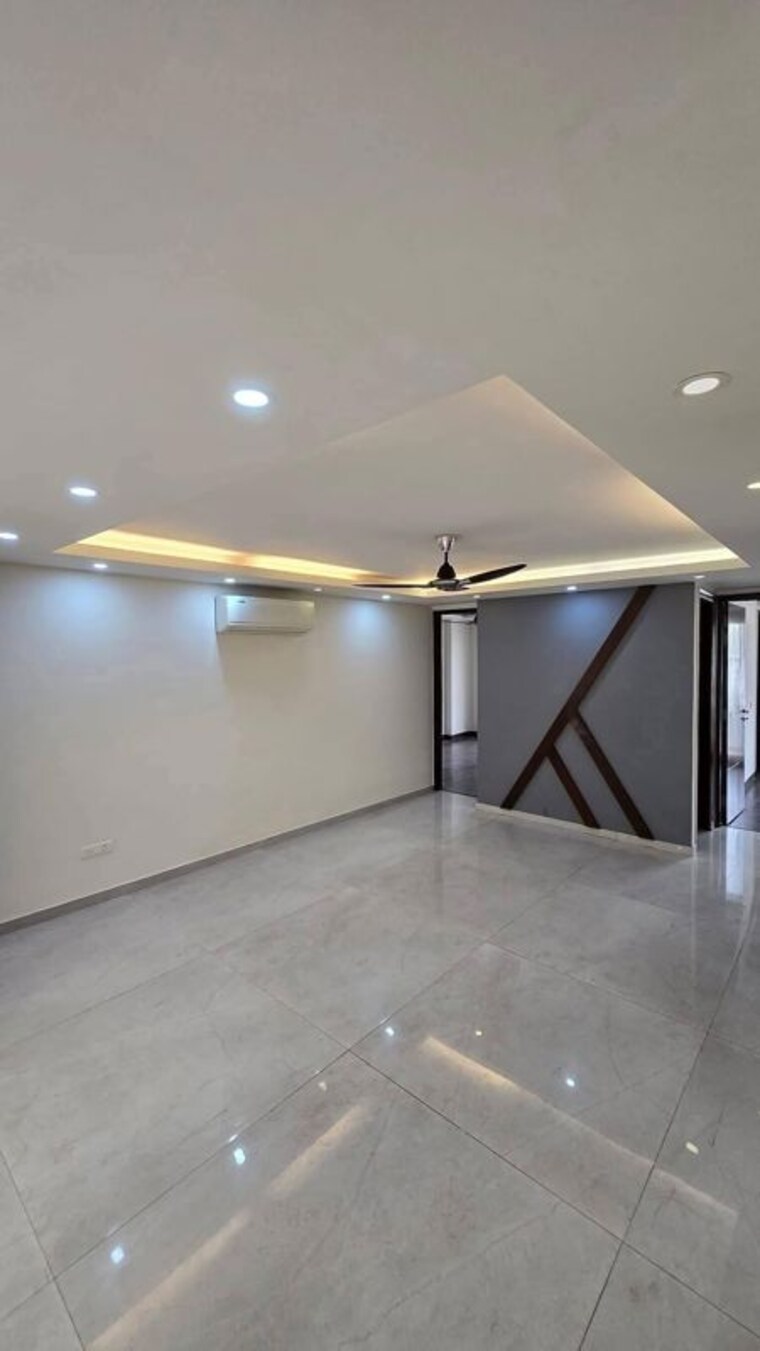 Room, saket 3 Bedroom 2100 Sq.Ft. Apartment In Saket Delhi 10003397
