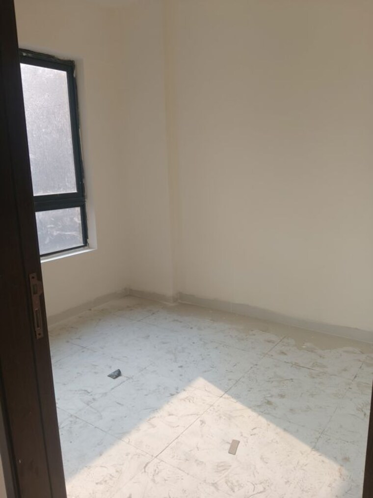 Room, one-oak-natura 2.5 Bedroom 1440 Sq.Ft. Apartment In Sushant Golf City Lucknow 10003443