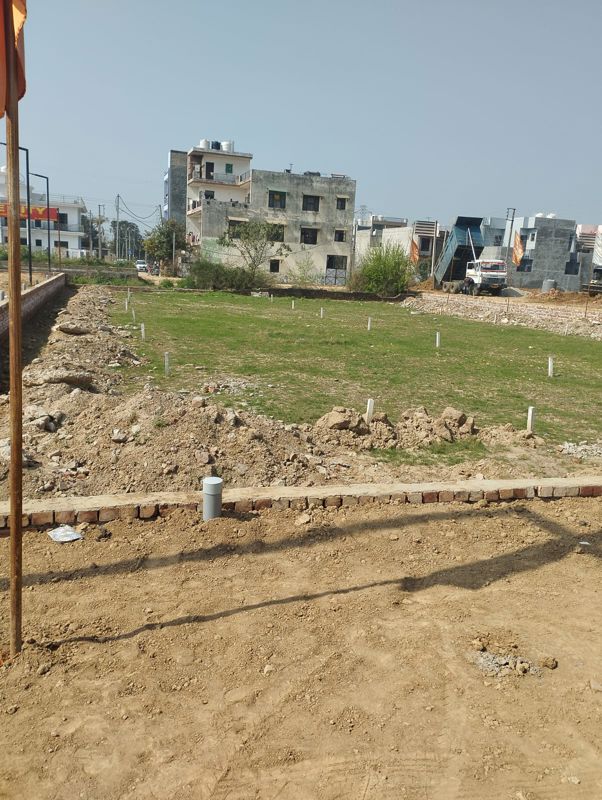 Plot For Sale in Sector 127