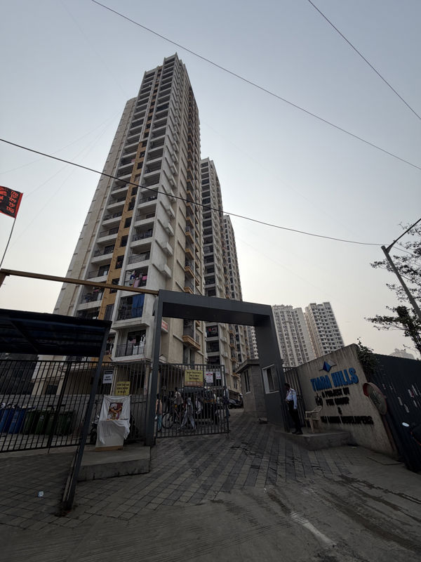 1 BHK 430 Sq.Ft. Apartment in Tiara Hills