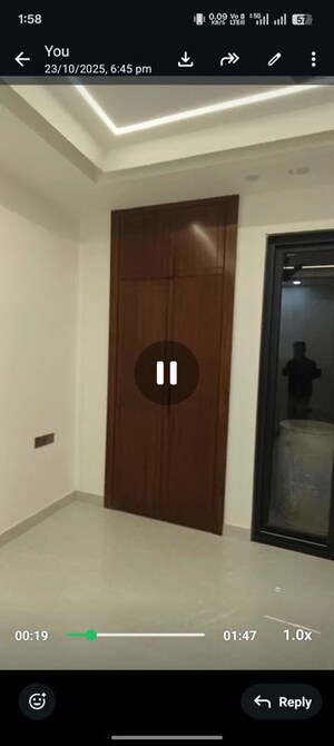 Room in 2 BHK Apartment at Swastik Platinum Apartment, Vikhroli East – for Sale